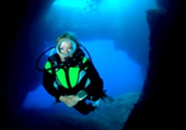 Cave diving course in Gozo island