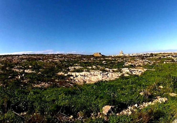 Discover breathtaking Gozo landscapes on segway