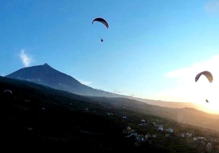 Tenerife Paragliding and enjoy Teide view
