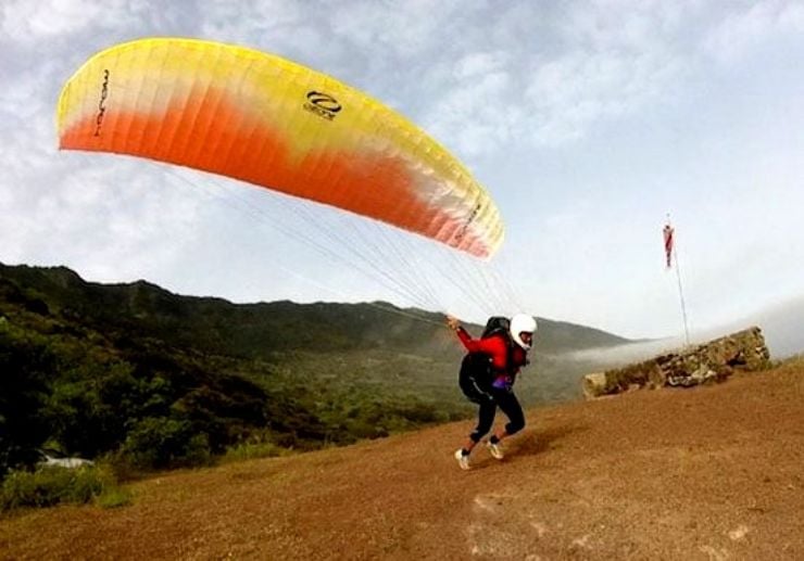 Discover paragliding in Tenerife