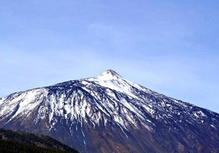 See Mount Teide on helicopter tour