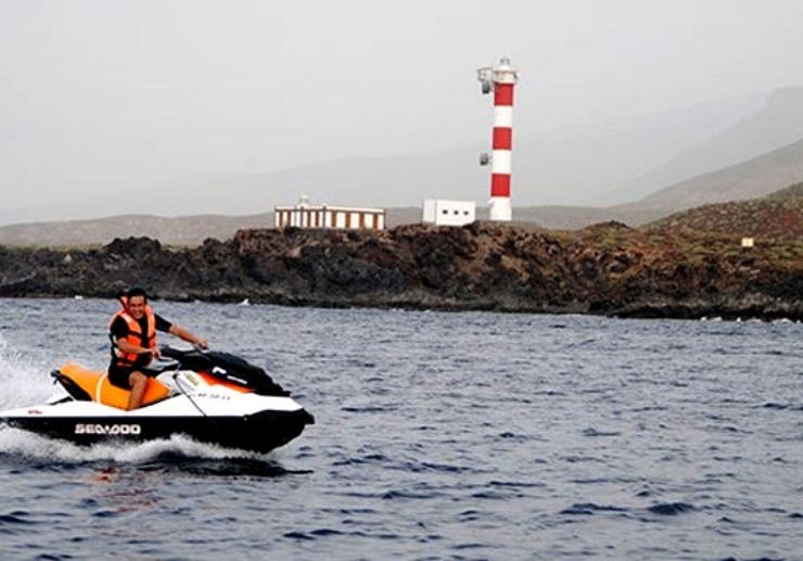 Jetski to lighthouse of Punta de la Rasca