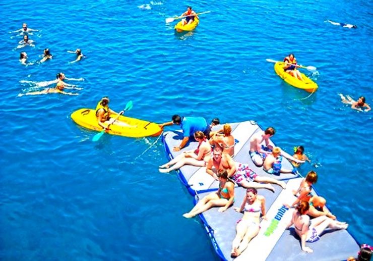 Papagayo sailing with fun kayaks
