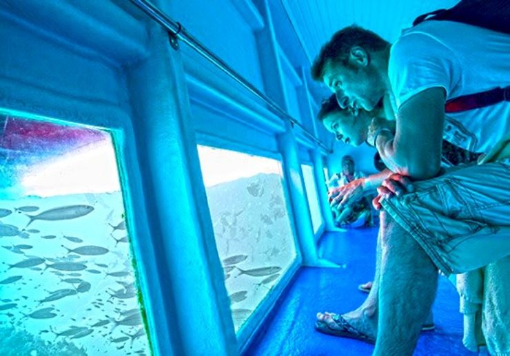 Sail glassbottom boat to Lanzarote Papagayo