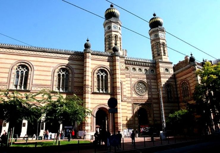 Dohány Street Synagogue tour