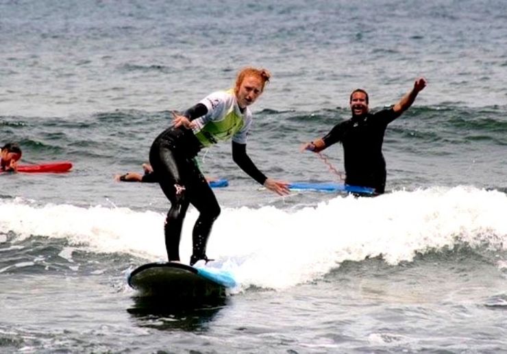 Learn how to surf in Punta del Hidalgo