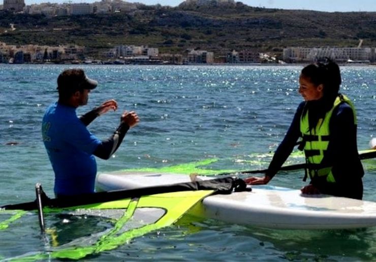 Learn how to windsurf in Malta taster