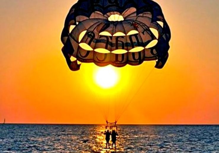 Sunset paragliding ibiza