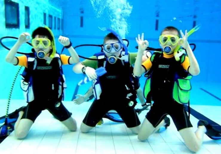 Gozo diving course for children CMAS level 2