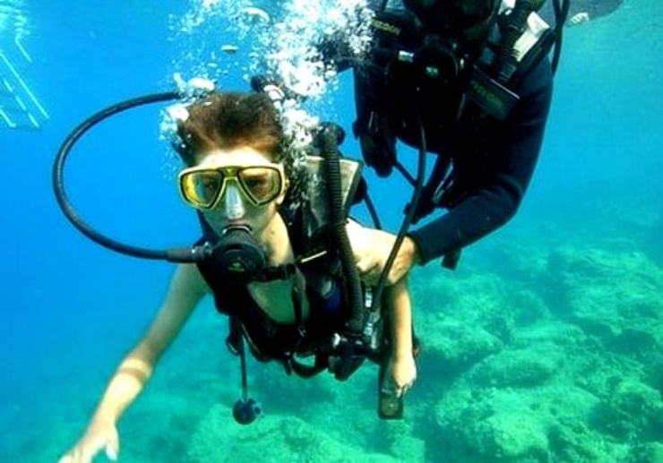 CMAS level 2 Junior diving course in Gozo island