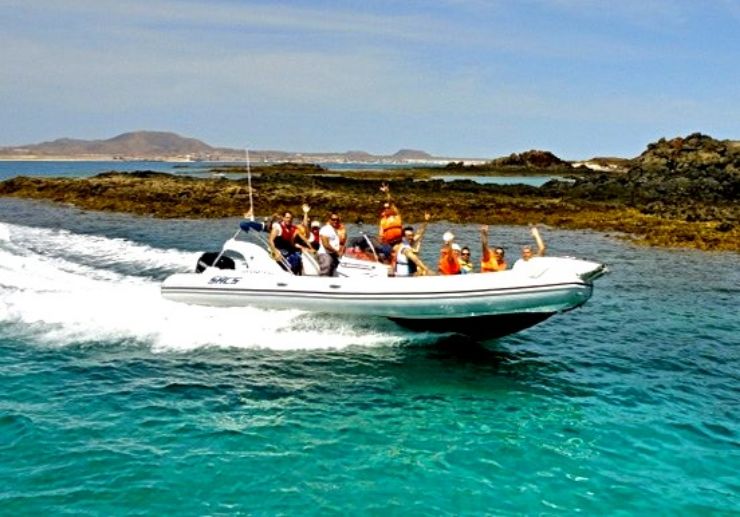 Visit El Puertito on a semi rigid boat