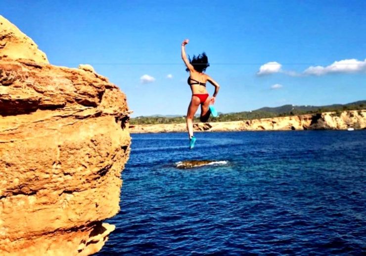 Experience cliff diving in Ibiza with jeep tour