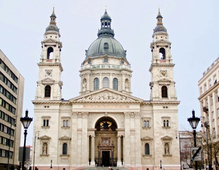 Impressive architecture of Budapest Saint Stephens basilica